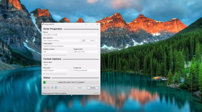 How to create a Windows 11 Lite installation USB